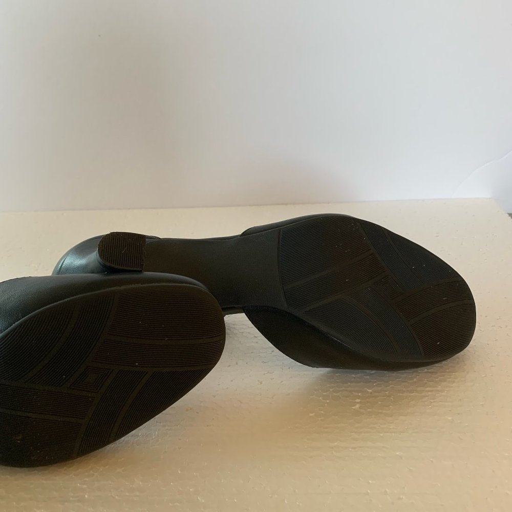 Array Charlie Nappa Pump - Size 9m - image 6